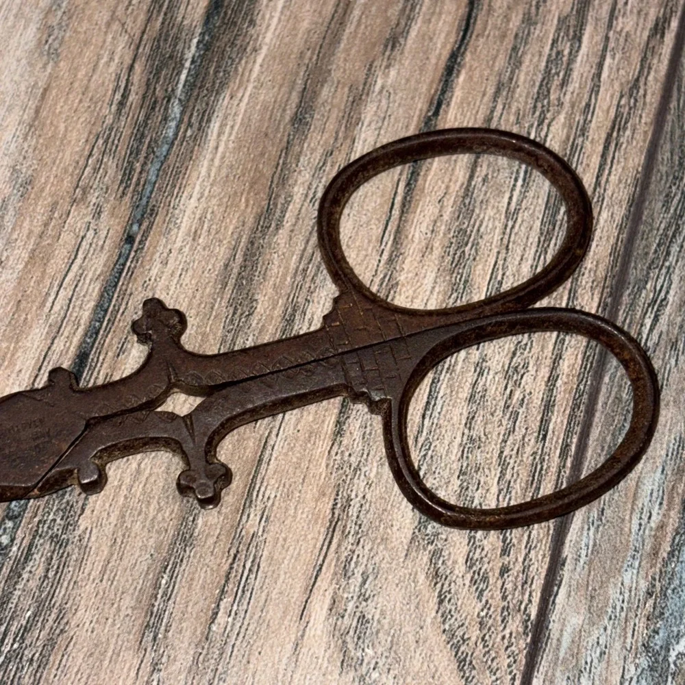 Vintage Antique Barber Tool Lot Germany Straight Razors Scissors Skeleton Key
